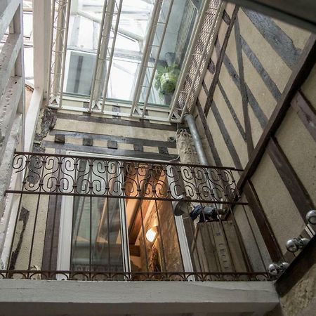 Hotel Aux Patissiers Compiègne Exterior foto
